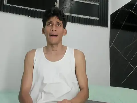 Emer santos online show from 03/03/26, 07:42