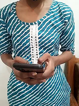 Riya baby 38 online show from 12/18/25, 02:17