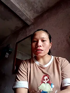 Lila-002 online show from 12/17/25, 01:55