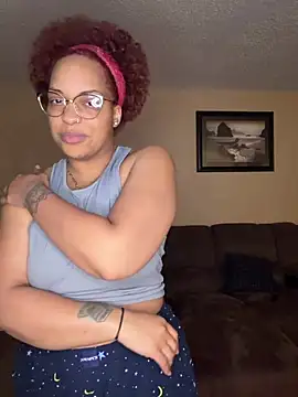 SweeTexasKyn online show from 05/02/26, 01:43
