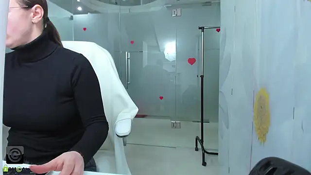 missdominna online show from 03/31/26, 02:46