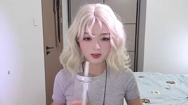 Koikoi    online show from 01/07/26, 01:35