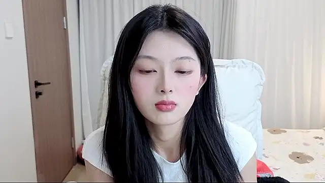 Koikoi    online show from 02/05/26, 03:11