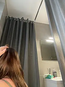 AnitaVensley- online show from 02/09/26, 05:44