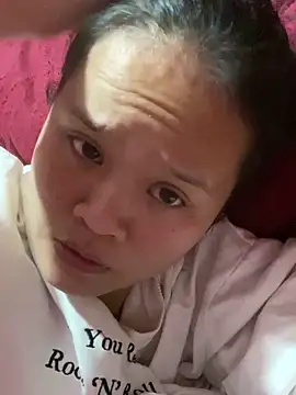 Snapshot of Thanhhuyen001 chatting on 02/08/26, 12:30 Thanhhuyen001 online show from 02/08/26, 12:30