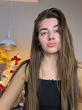 Snapshot of EvgeniyaJess chatting on 12/16/25, 04:56 EvgeniyaJess online show from 12/16/25, 04:56