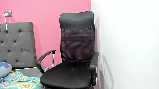 ariloe quintero online show from 03/27/26, 01:11