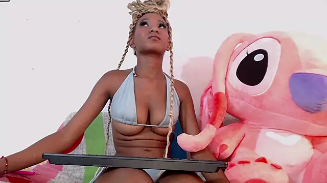 litte ebonyx online show from 04/16/26, 08:42