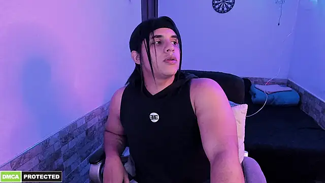 latinboyfit online show from 03/04/26, 10:54