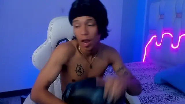 AndyKings 1 online show from 02/05/26, 03:44