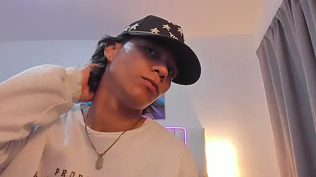 AndyKings 1 online show from 04/15/26, 03:24