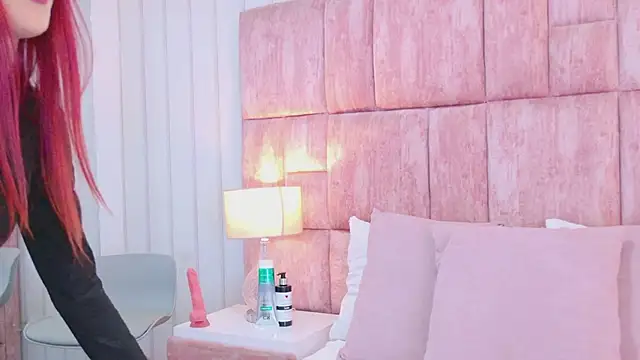 ScarlettFoox online show from 02/19/26, 06:59