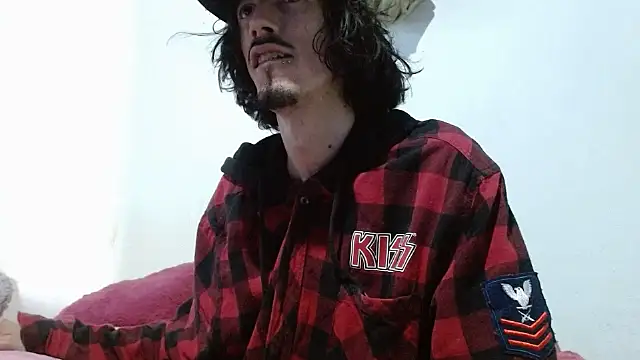 Snapshot of sk8-boy chatting on 06/28/26, 04:24 sk8-boy online show from 06/28/26, 04:24