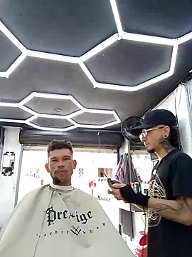 Snapshot of BIG_TAVO chatting on 12/17/25, 07:20 BIG TAVO online show from 12/17/25, 07:20