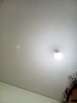 Snapshot of jawahir_sexy_squirt chatting on 12/19/25, 03:19 jawahir sexy squirt online show from 12/19/25, 03:19