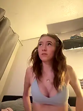 Snapshot of Keriacat_ chatting on 12/18/25, 04:51 Keriacat online show from 12/18/25, 04:51