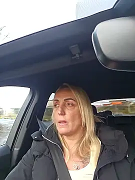 Snapshot of theblondecocklover chatting on 01/14/26, 09:15 theblondecocklover online show from 01/14/26, 09:15