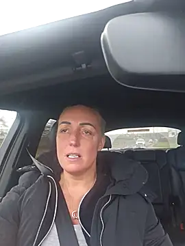 Snapshot of theblondecocklover chatting on 02/18/26, 10:33 theblondecocklover online show from 02/18/26, 10:33