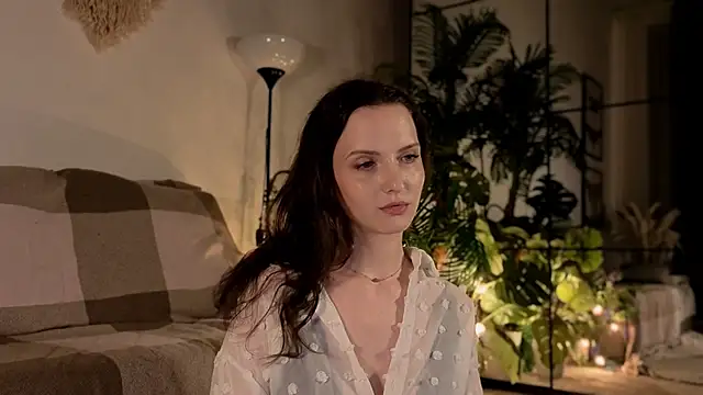 Ariadna Shy online show from 04/04/26, 10:07