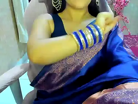 DimondGirl  online show from 04/12/26, 05:45