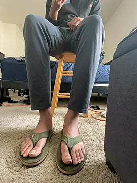 Kingbertfeet online show from 03/24/26, 07:30