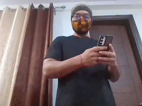 NunnuLelo online show from 12/20/25, 09:22