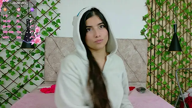 Georgia Candy online show from 04/16/26, 04:57