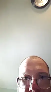 Snapshot of Sinuel chatting on 12/17/25, 09:10 Sinuel online show from 12/17/25, 09:10