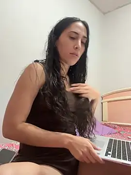 LatinDoll8 online show from 06/28/26, 12:16