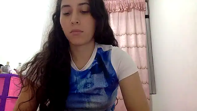 LatinDoll8 online show from 08/03/26, 10:35