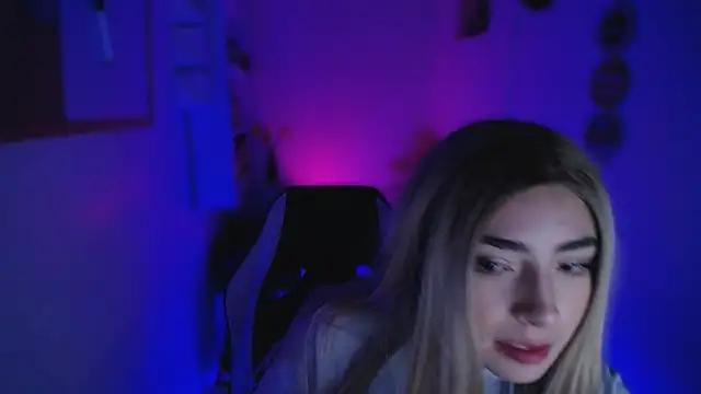 channel blondee online show from 02/17/26, 11:44