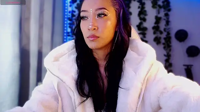 Snapshot of viicky_r chatting on 12/19/25, 09:22 viicky r online show from 12/19/25, 09:22