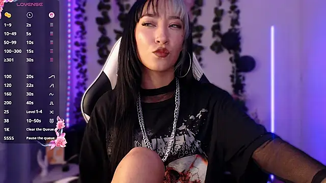 viicky r online show from 03/27/26, 01:11