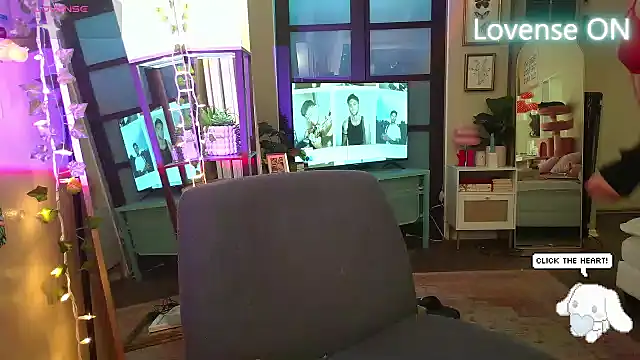 itscleomoon online show from 04/13/26, 05:07