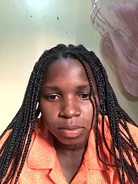 KISAKYEMOREEN19 online show from 12/17/25, 03:18