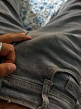 AqueousCrepe online show from 01/12/26, 09:14