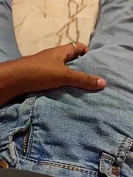 AqueousCrepe online show from 02/10/26, 01:15