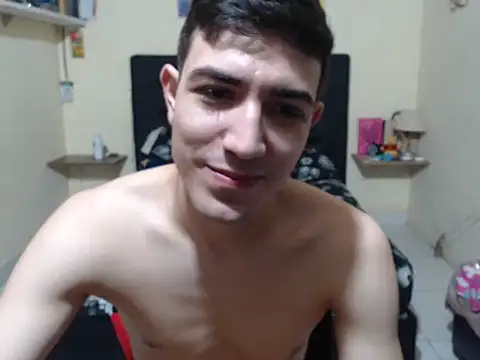 Snapshot of thiago_collins9 chatting on 01/14/26, 04:34 thiago collins9 online show from 01/14/26, 04:34