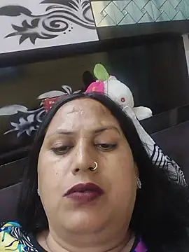Hotmylips online show from 05/25/26, 04:24