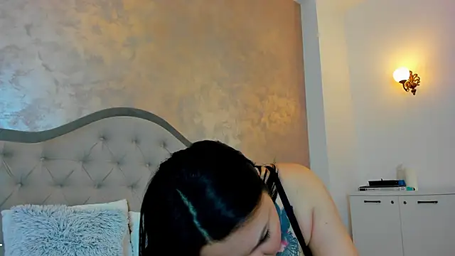 Ines Nova online show from 02/25/26, 05:28