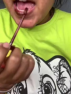 missmisha01 online show from 03/25/26, 03:40