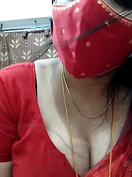 Snapshot of tamilrojaodi chatting on 06/11/26, 09:13 tamilrojaodi online show from 06/11/26, 09:13
