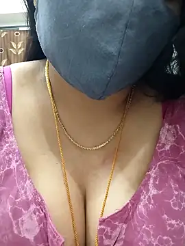 Snapshot of tamilrojaodi chatting on 06/19/26, 10:13 tamilrojaodi online show from 06/19/26, 10:13