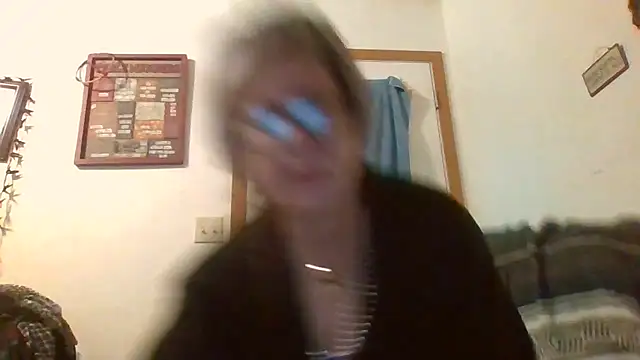 becky1111 online show from 05/03/26, 11:38