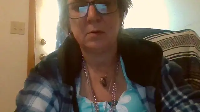 becky1111 online show from 05/09/26, 12:38