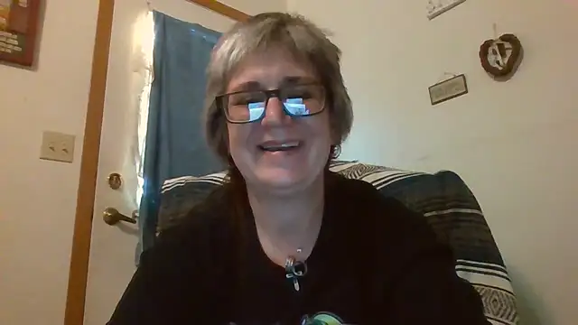 becky1111 online show from 05/16/26, 12:40