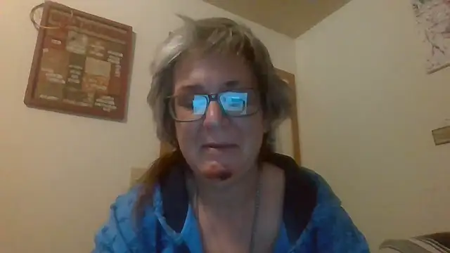 becky1111 online show from 05/25/26, 10:21