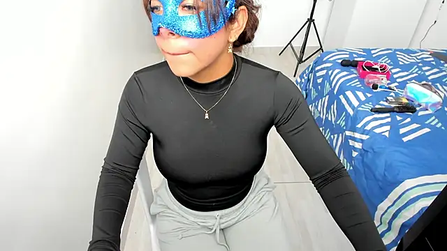 katia Gray2 online show from 02/04/26, 07:42