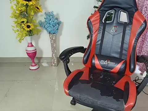 Snapshot of Sneha_Crush chatting on 02/02/26, 07:07 Sneha Crush online show from 02/02/26, 07:07