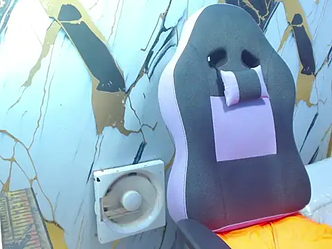 Boy tatto77 online show from 02/11/26, 06:02